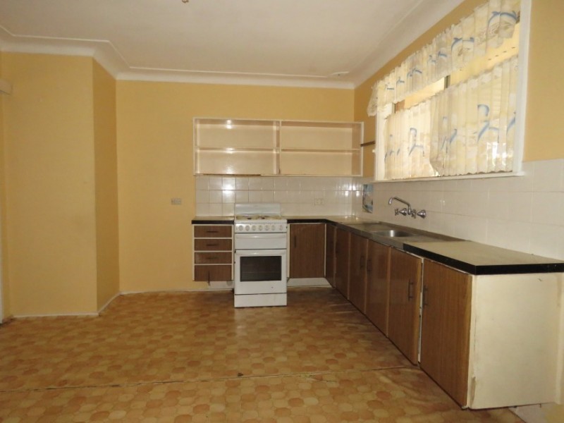 68 Smiths Ave, Cabramatta NSW 2166