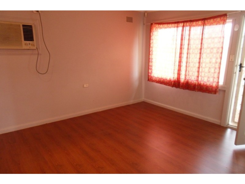 Fairfield West NSW 2165