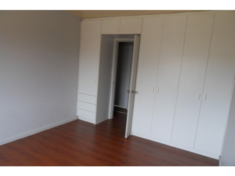 Fairfield West NSW 2165