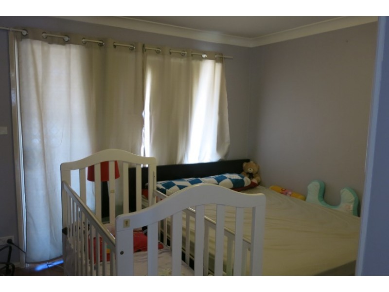 16a The Grove, Fairfield NSW 2165