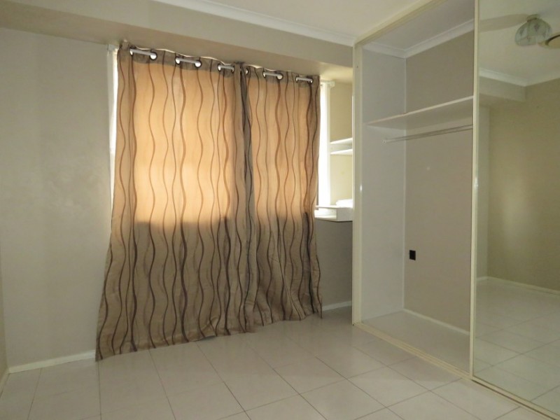 20 Lismore Close, Bossley Park NSW 2176