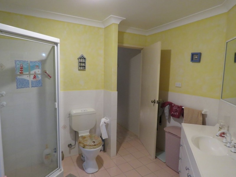 259 Pacific Palms Circuit, Hoxton Park NSW 2171