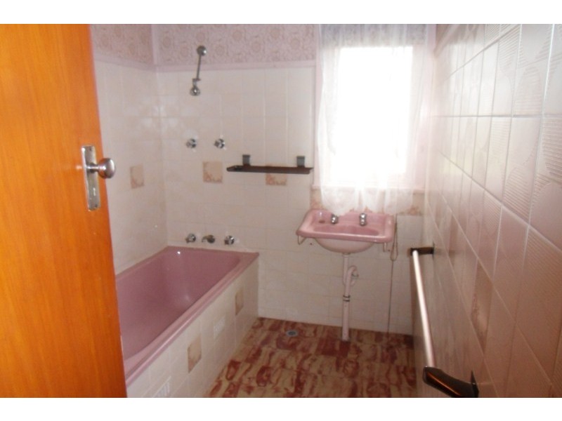 Lansvale NSW 2166