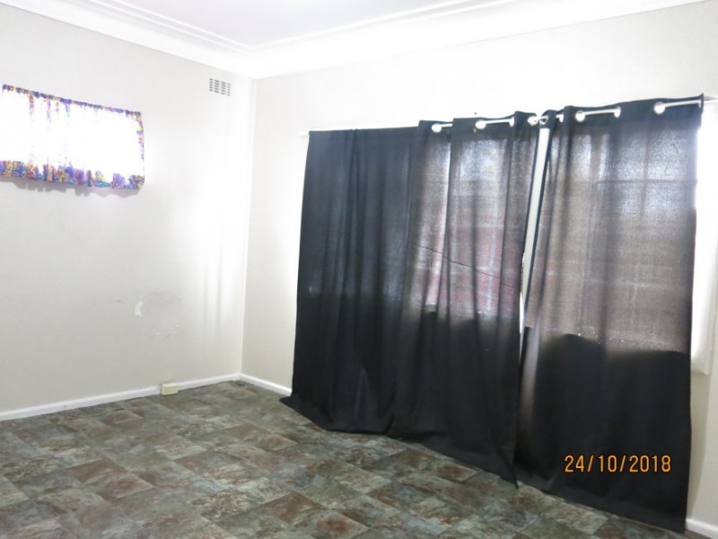 26 Woods Avenue, Cabramatta NSW 2166