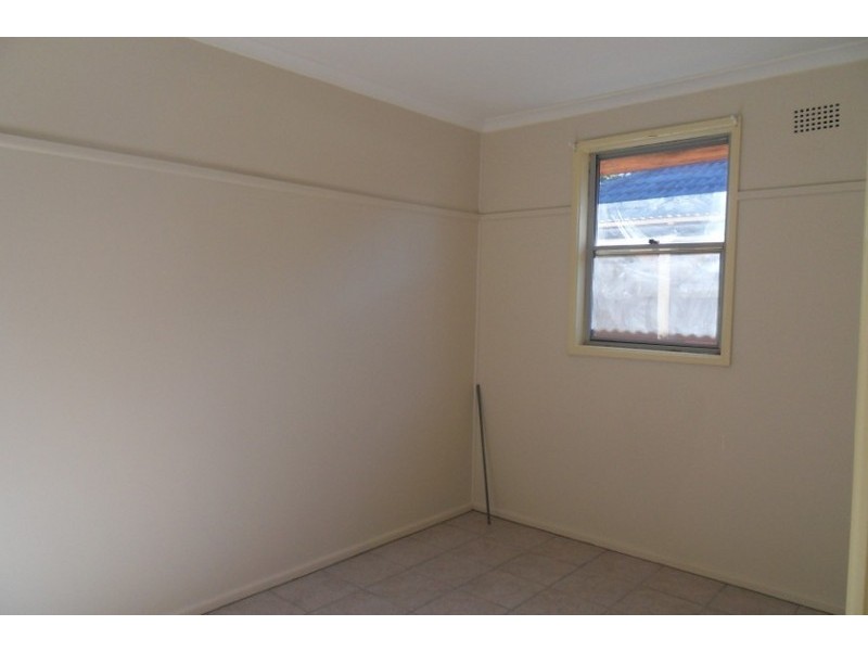 42 Beelar Avenue, Villawood NSW 2163