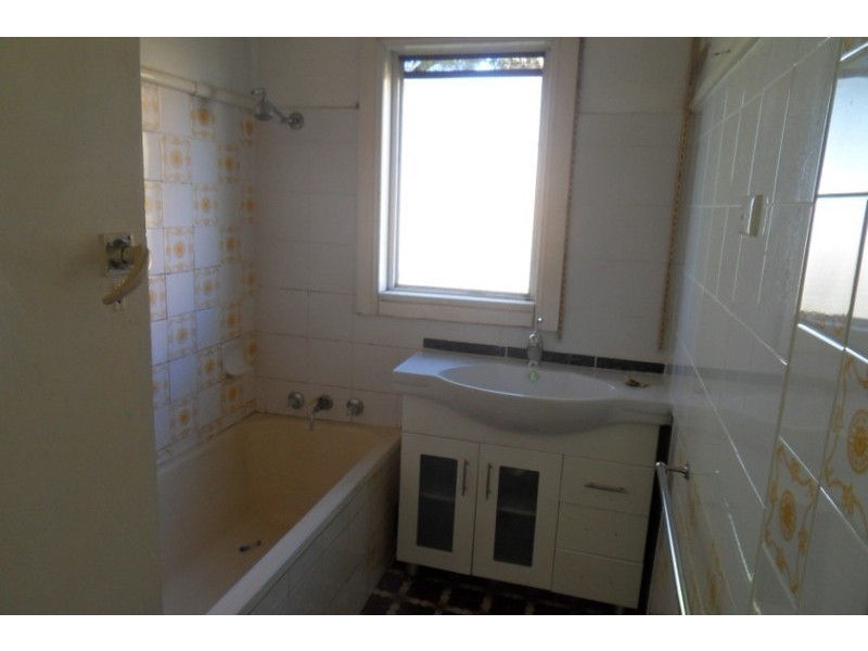 86 St Johns Road,, Cabramatta NSW 2166