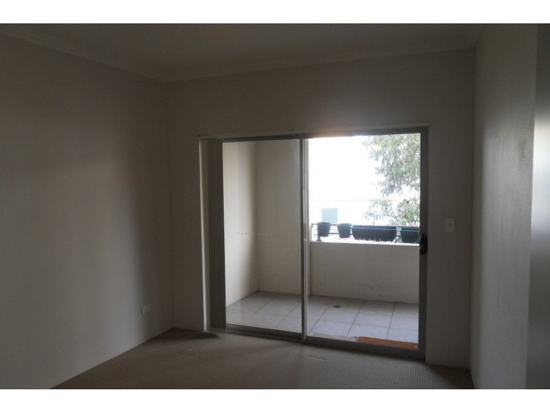 4/12-18 Railway Parade, Granville NSW 2142