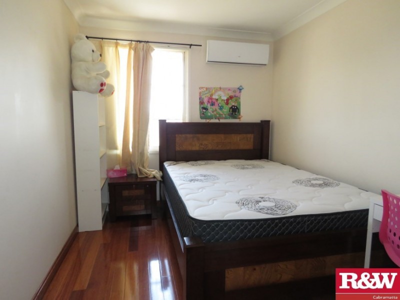 Fairfield East NSW 2165