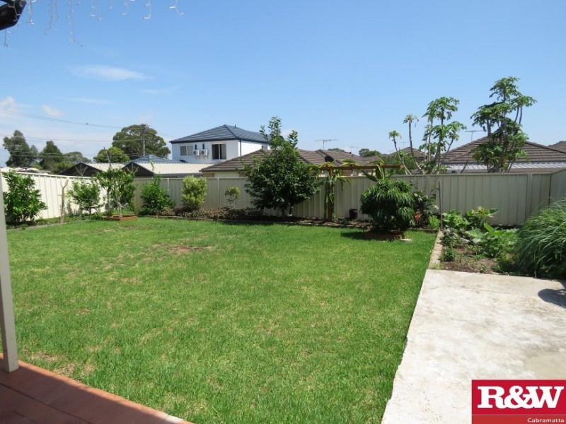 Fairfield East NSW 2165