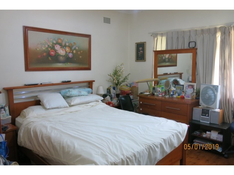 20 Clarence Street, Canley Heights NSW 2166