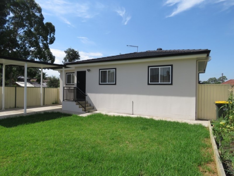 15a Macquarie Street, Fairfield NSW 2165