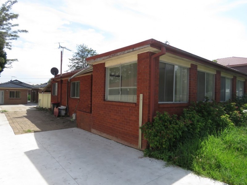 27a Alexander Street, Smithfield NSW 2164