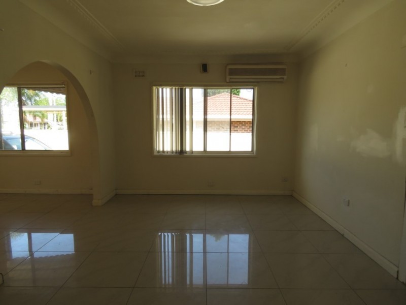 27a Alexander Street, Smithfield NSW 2164