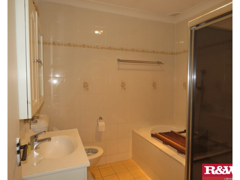 17/112-116 Longfield Street, Cabramatta NSW 2166