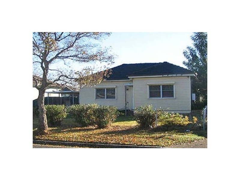 Fairfield West NSW 2165