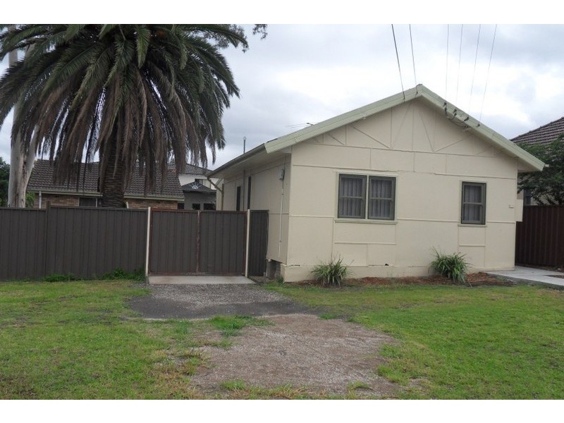 33  Bodalla Street, Fairfield Heights NSW 2165