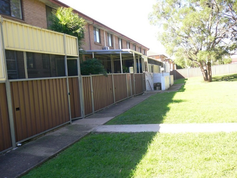 31/96-100 Longfield Street, Cabramatta NSW 2166