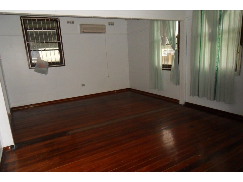 74 Derria Street, Canley Heights NSW 2166