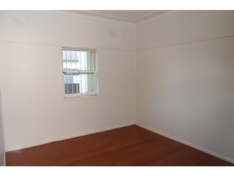 37 Hinkler, Warwick Farm NSW 2170