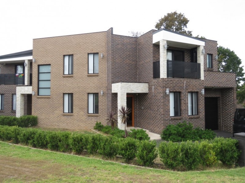 31a Matthews Avenue, East Hills NSW 2213