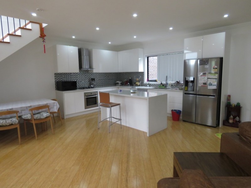 31a Matthews Avenue, East Hills NSW 2213