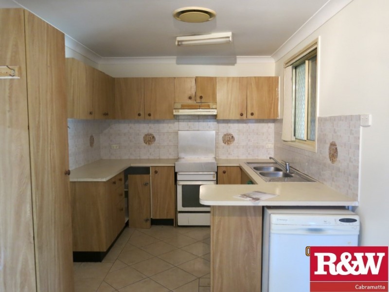 21 Murwillumbah Ave, Hoxton Park NSW 2171