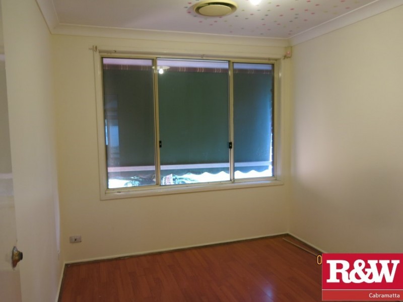 21 Murwillumbah Ave, Hoxton Park NSW 2171