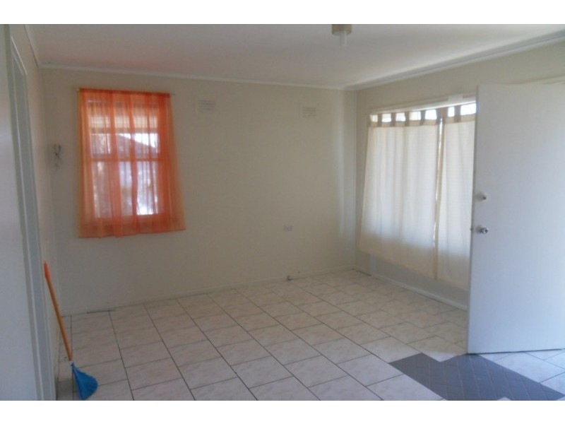19  Peterlee Road, Canley Heights NSW 2166
