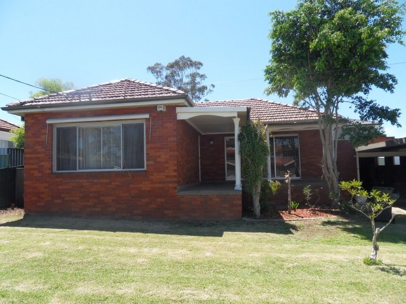 Fairfield NSW 2165