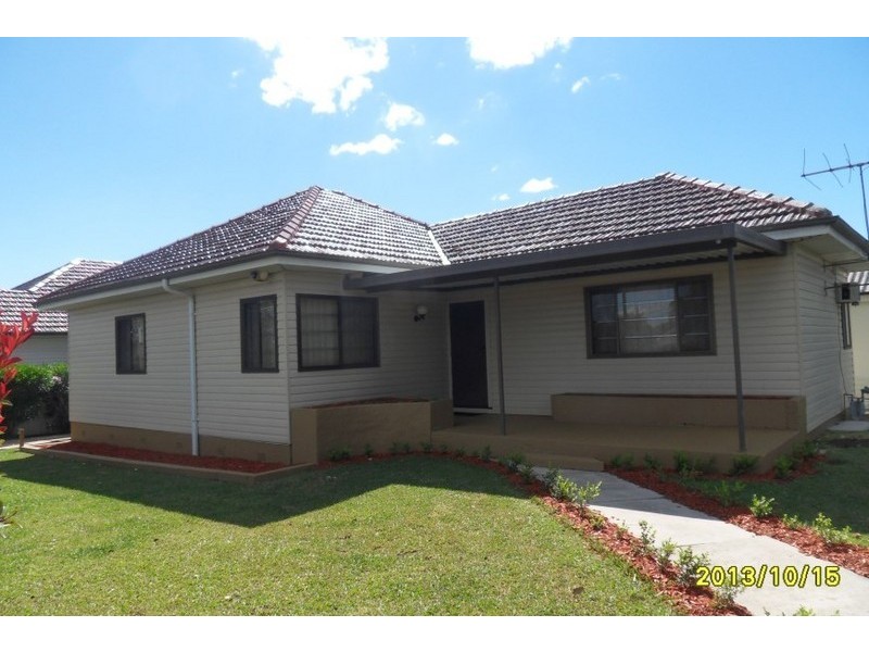 143 River Ave, Fairfield East NSW 2165
