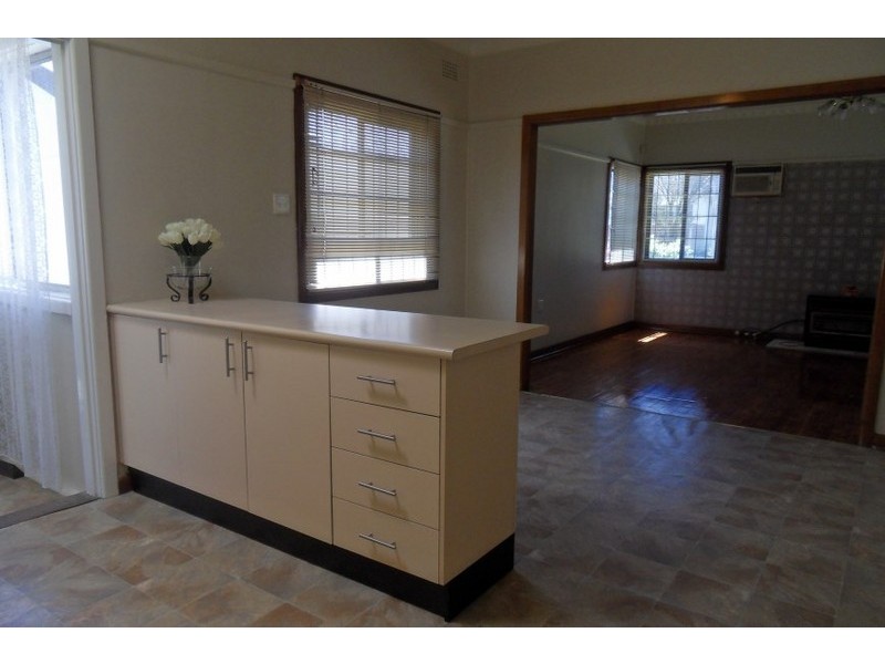 143 River Ave, Fairfield East NSW 2165