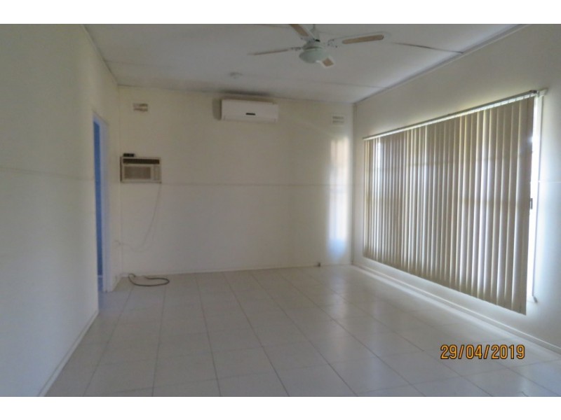 25 The Grove, Fairfield NSW 2165