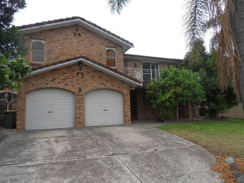 23 Canberra Street, St Johns Park NSW 2176