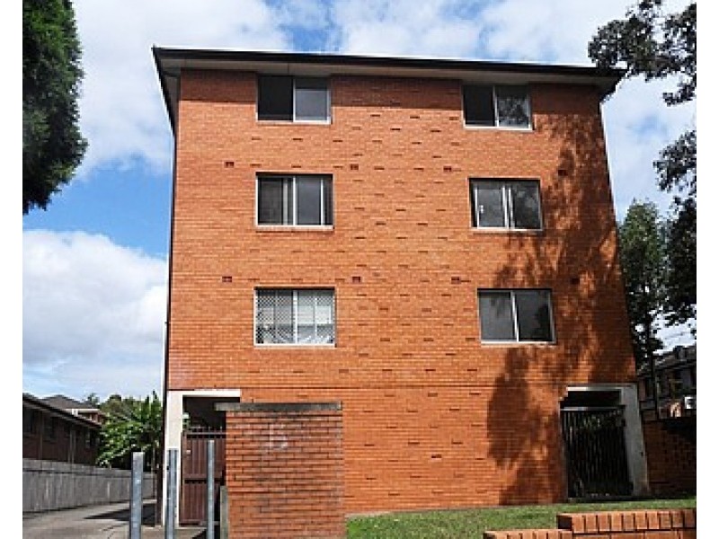 1 / 13 Church Street, Cabramatta NSW 2166