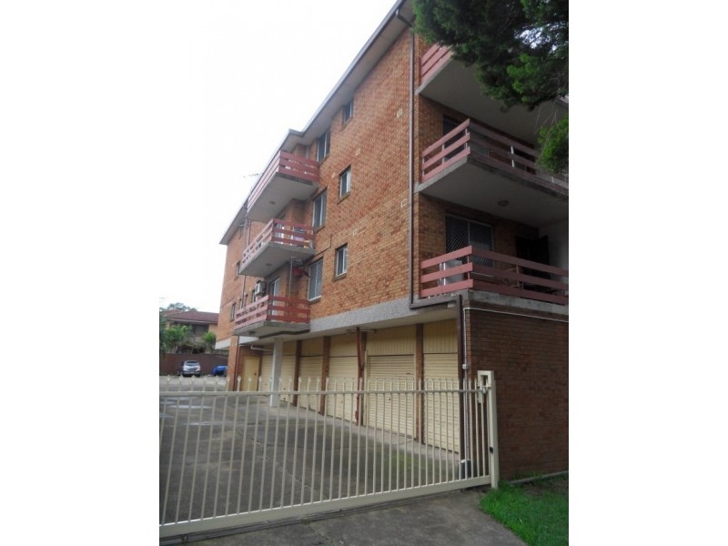 8/13 Myall Street, Cabramatta NSW 2166