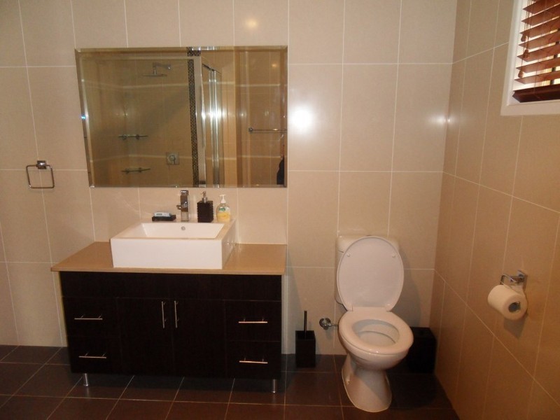 237 Wilson Road, Green Valley NSW 2168