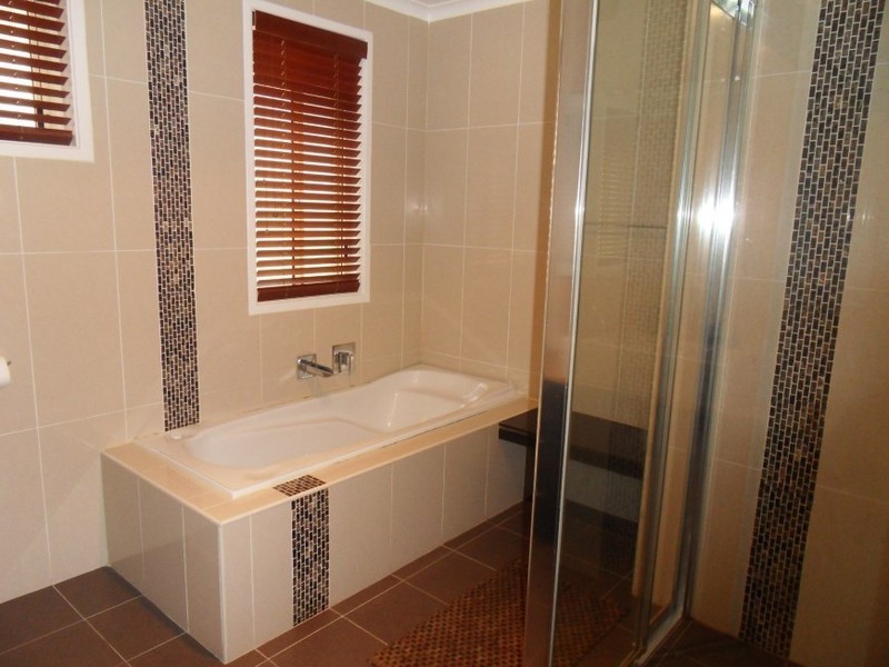 237 Wilson Road, Green Valley NSW 2168