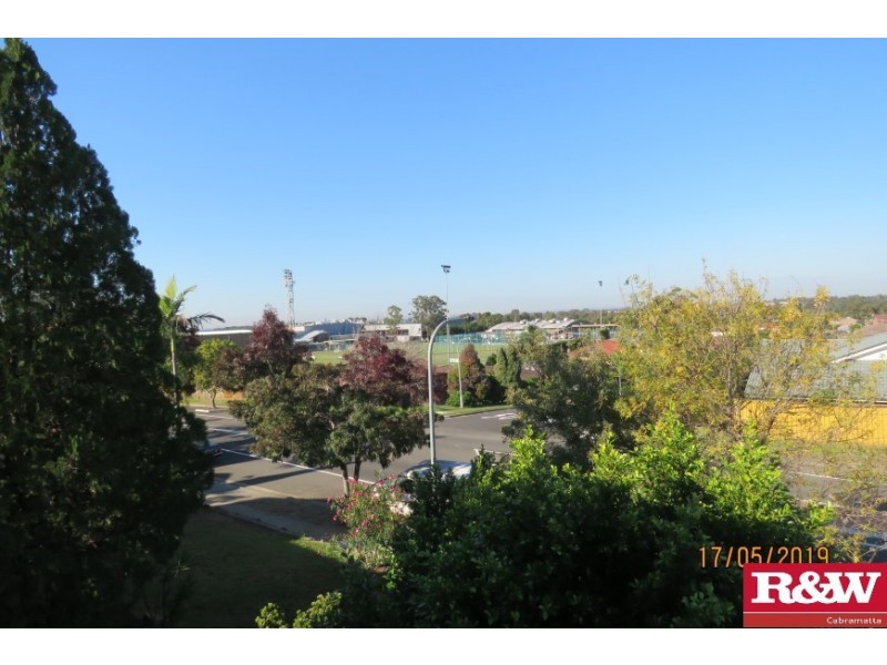 49 Restwell Street, Bossley Park NSW 2176