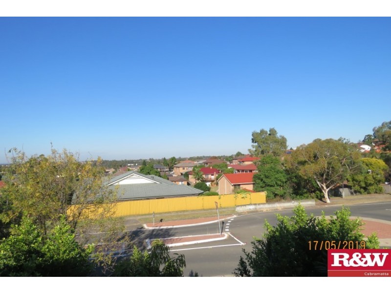 49 Restwell Street, Bossley Park NSW 2176