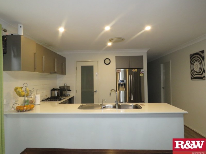 8 Vaal Way,, Edmondson Park NSW 2174