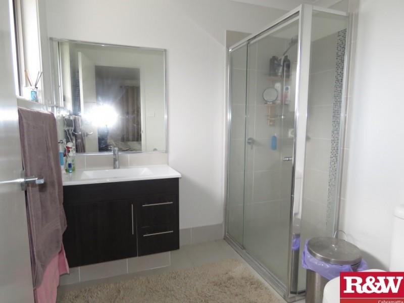 8 Vaal Way,, Edmondson Park NSW 2174