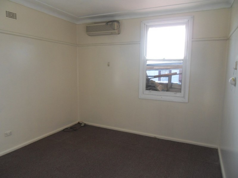 35 Kirrang Avenue, Villawood NSW 2163