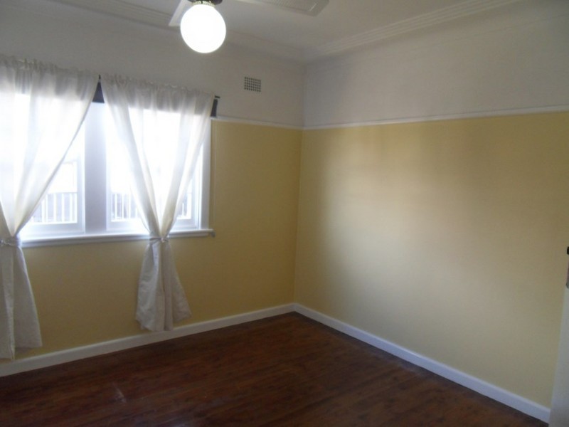 4 Kihilla Street, Fairfield Heights NSW 2165