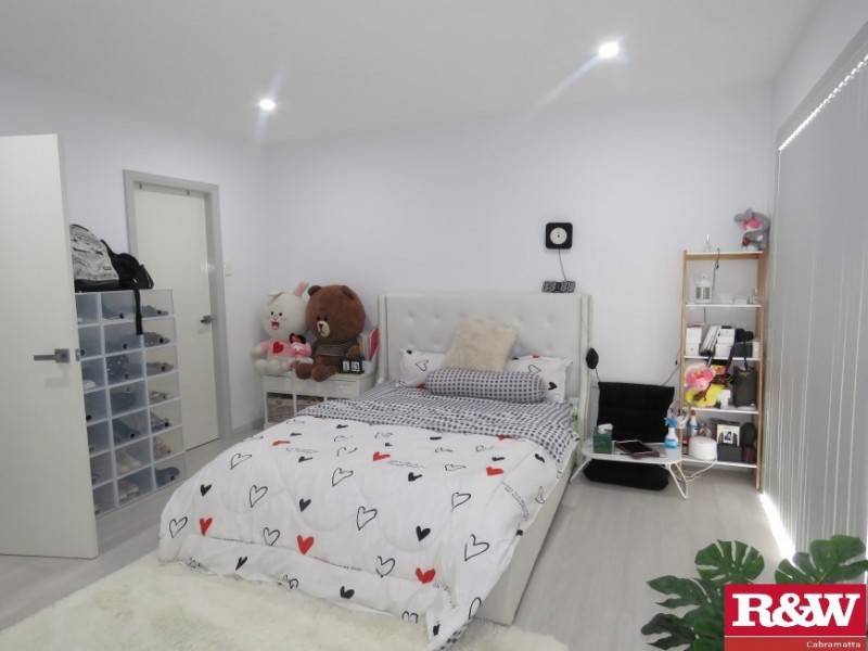 32 Margaret Street, Fairfield West NSW 2165