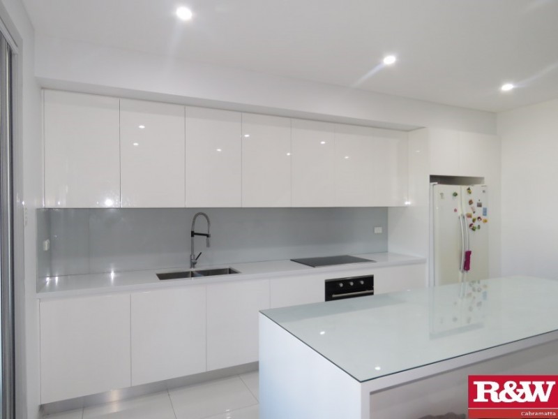 32 Margaret Street, Fairfield West NSW 2165