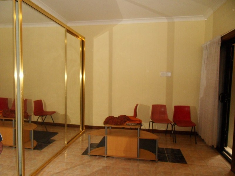 15a Gundaroo Street, Villawood NSW 2163