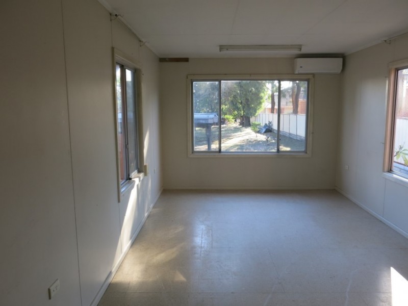 11 Chiswick Road, Greenacre NSW 2190