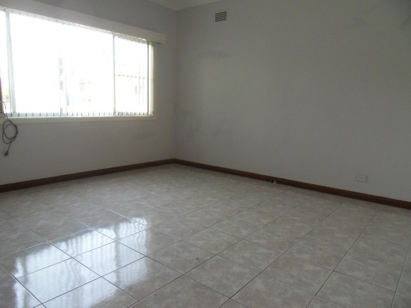 15 Maquarie Street, Fairfield NSW 2165