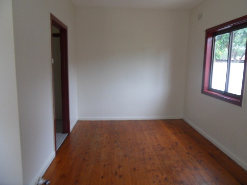 20 Warwick Avenue, Cabramatta NSW 2166