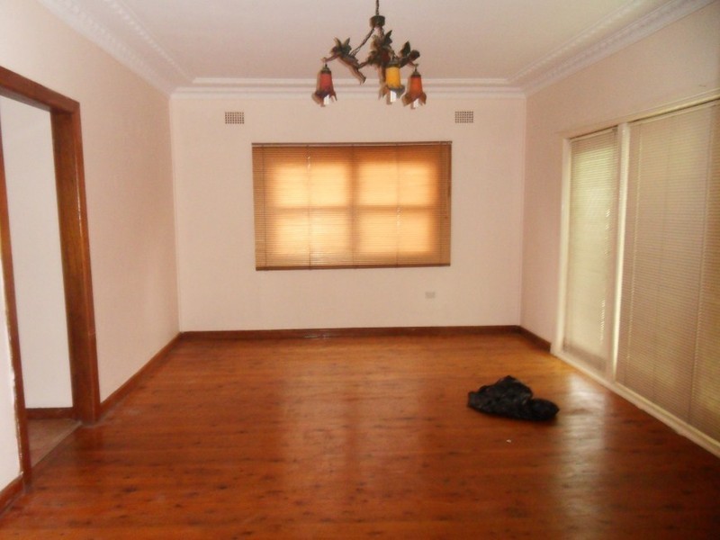 142 Lansdowne Road, Canley Vale NSW 2166